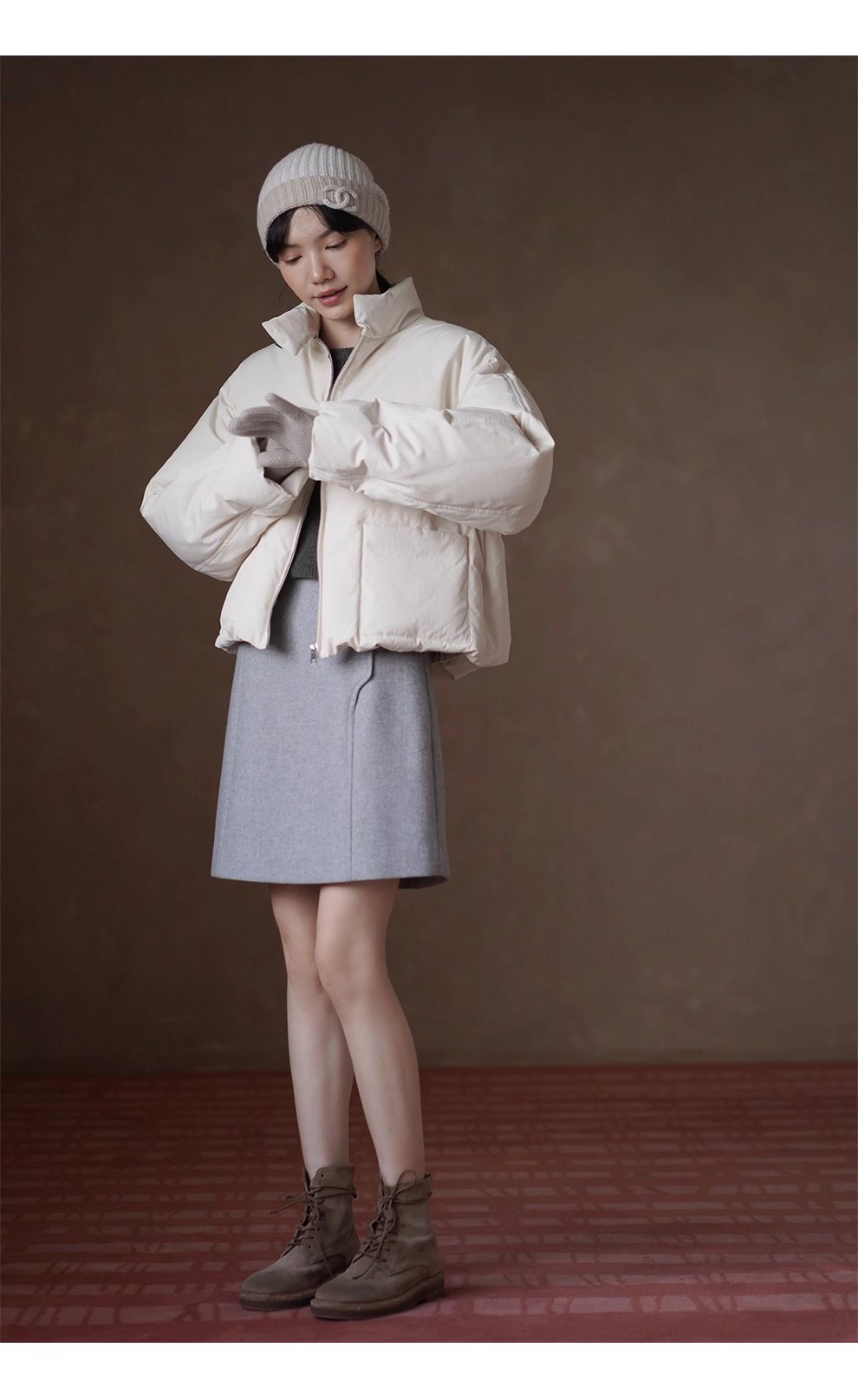 高品質高密防風羽絨衣立領保暖短款新國標90白鴨絨外套,高品質高密防風羽絨衣立領保暖短款新國標90白鴨絨外套,HBEW5098,高品質高密防風羽絨衣立領保暖短款新國標90白鴨絨外套,立領防風,白鴨絨