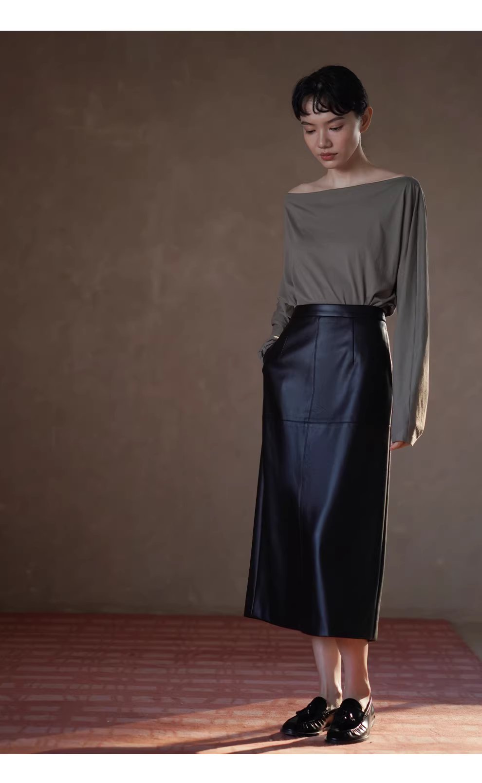 冬日搭配硬通貨質感皮裙高腰直筒顯瘦分割通勤半身裙女,冬日搭配硬通貨質感皮裙高腰直筒顯瘦分割通勤半身裙女,HBEW2027,冬日搭配硬通貨質感皮裙高腰直筒顯瘦分割通勤半身裙女,直筒H型,啞光皮革