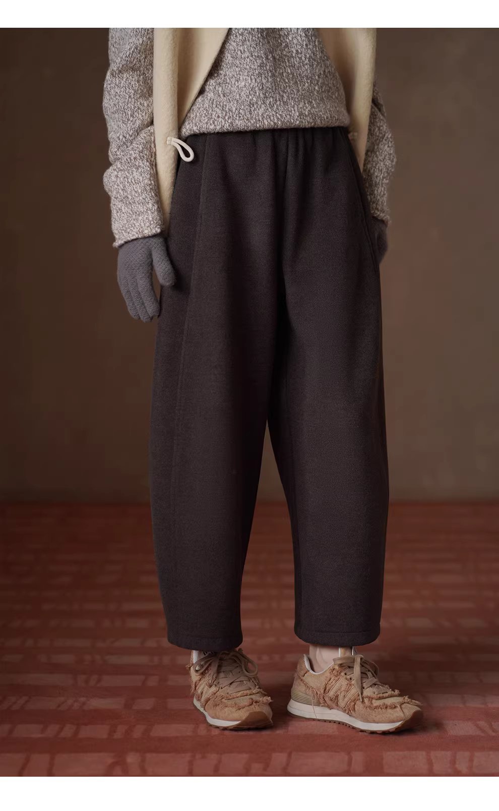 復古香蕉輪廓加厚特舒絨解構斜切分割顯瘦寬鬆毛呢長褲,復古香蕉輪廓加厚特舒絨解構斜切分割顯瘦寬鬆毛呢長褲,HBEW3045,復古香蕉輪廓加厚特舒絨解構斜切分割顯瘦寬鬆毛呢長褲,香蕉褲型,羊毛混紡