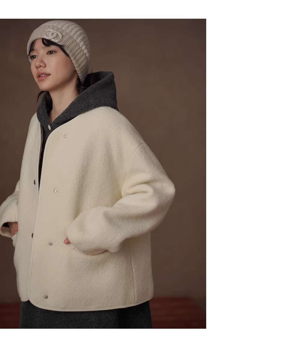 雪霜奶皮子100綿羊毛寬鬆V領保暖絎棉加厚羊羔毛外套女,雪霜奶皮子100綿羊毛寬鬆V領保暖絎棉加厚羊羔毛外套女,HBEW5113,雪霜奶皮子100綿羊毛寬鬆V領保暖絎棉加厚羊羔毛外套女,俐落剪裁,羊毛100%