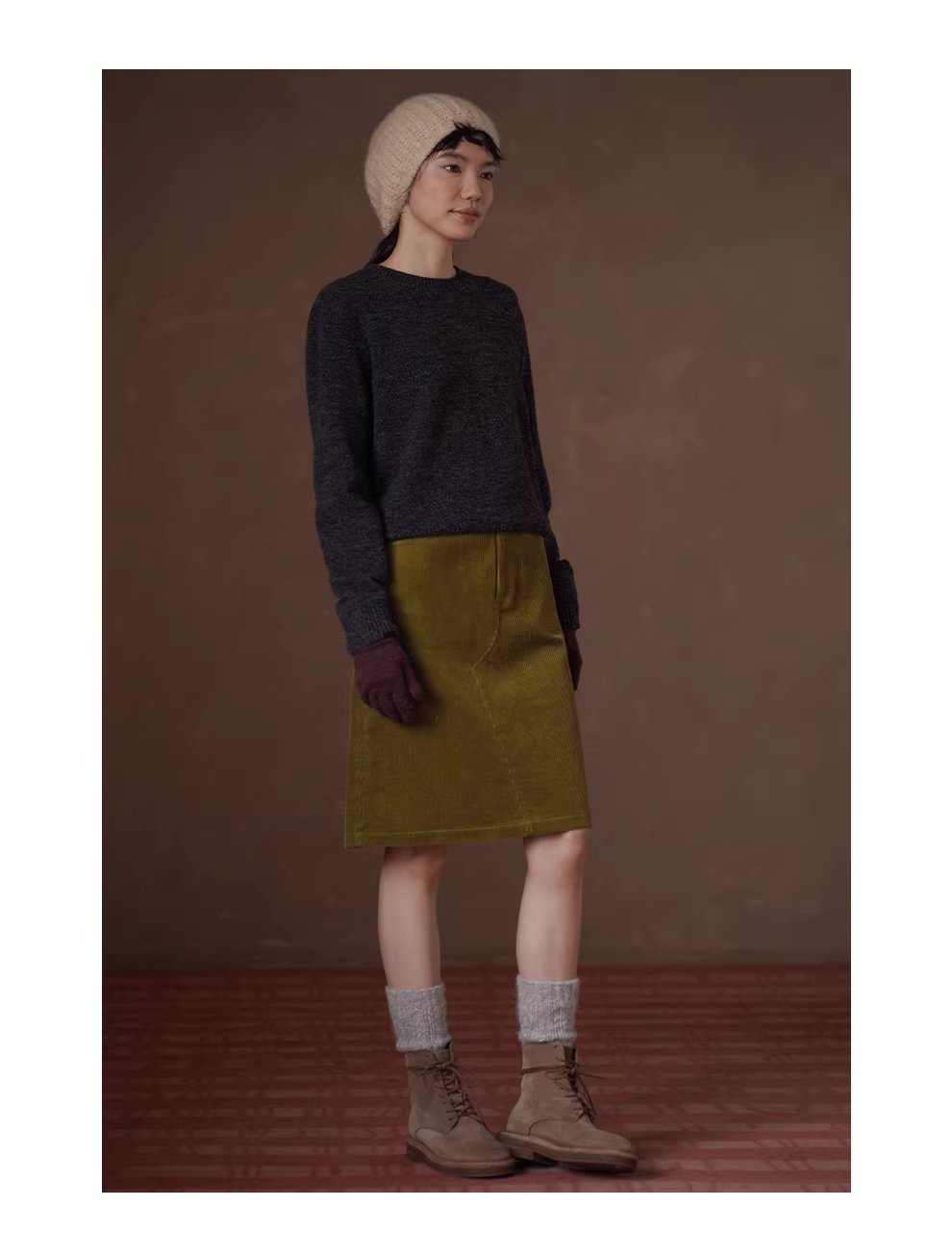 苔蘚畫廊細膩坑條100棉燈芯絨半身裙高腰顯瘦微A裙女,苔蘚畫廊細膩坑條100棉燈芯絨半身裙高腰顯瘦微A裙女,HBEW2038,苔蘚畫廊細膩坑條100棉燈芯絨半身裙高腰顯瘦微A裙女,A字裙型,燈芯絨