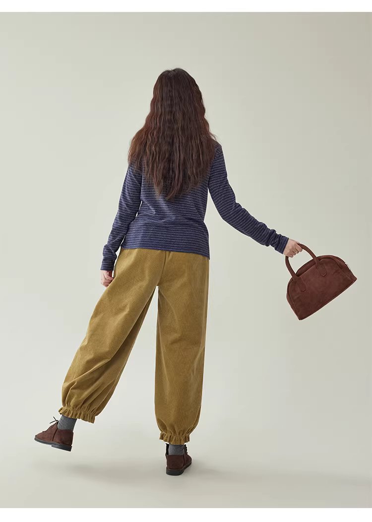 色織絨感繡花條紋T恤女冬新款寬鬆長袖內搭上衣,色織絨感繡花條紋T恤女冬新款寬鬆長袖內搭上衣,HBEW1194,色織絨感繡花條紋T恤女冬新款寬鬆長袖內搭上衣,條紋造型,絨感面料