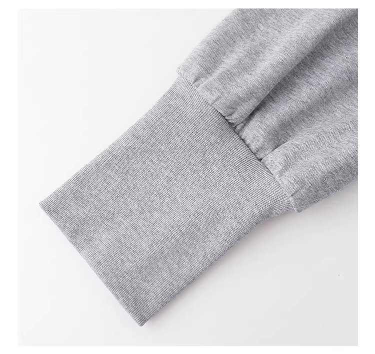 灰色圓弧下擺側開叉T恤女春季新款純棉貼標上衣,灰色圓弧下擺側開叉T恤女春季新款純棉貼標上衣,HBFS1000,灰色圓弧下擺側開叉T恤女春季新款純棉貼標上衣,輕鬆穿搭,全棉面料