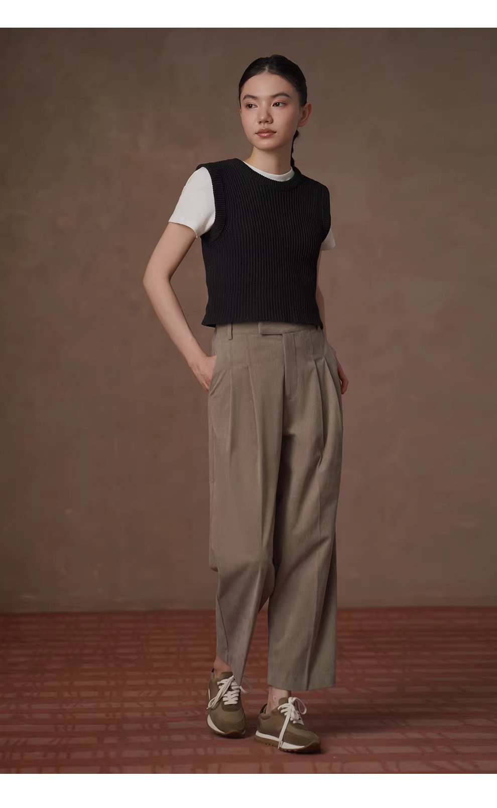 修腿不拖地利落版型抗皺細膩燈芯絨高腰休閒直筒長褲女,修腿不拖地利落版型抗皺細膩燈芯絨高腰休閒直筒長褲女,HBFS3002,修腿不拖地利落版型抗皺細膩燈芯絨高腰休閒直筒長褲女,耐磨不易皺,直筒修飾