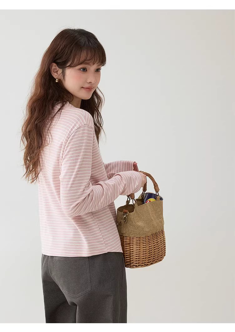 甜美粉紅條紋花邊v領T恤女春季新款寬鬆長袖上衣,甜美粉紅條紋花邊v領T恤女春季新款寬鬆長袖上衣,HBFS1028,甜美粉紅條紋花邊v領T恤女春季新款寬鬆長袖上衣,V領造型,蕾絲花邊