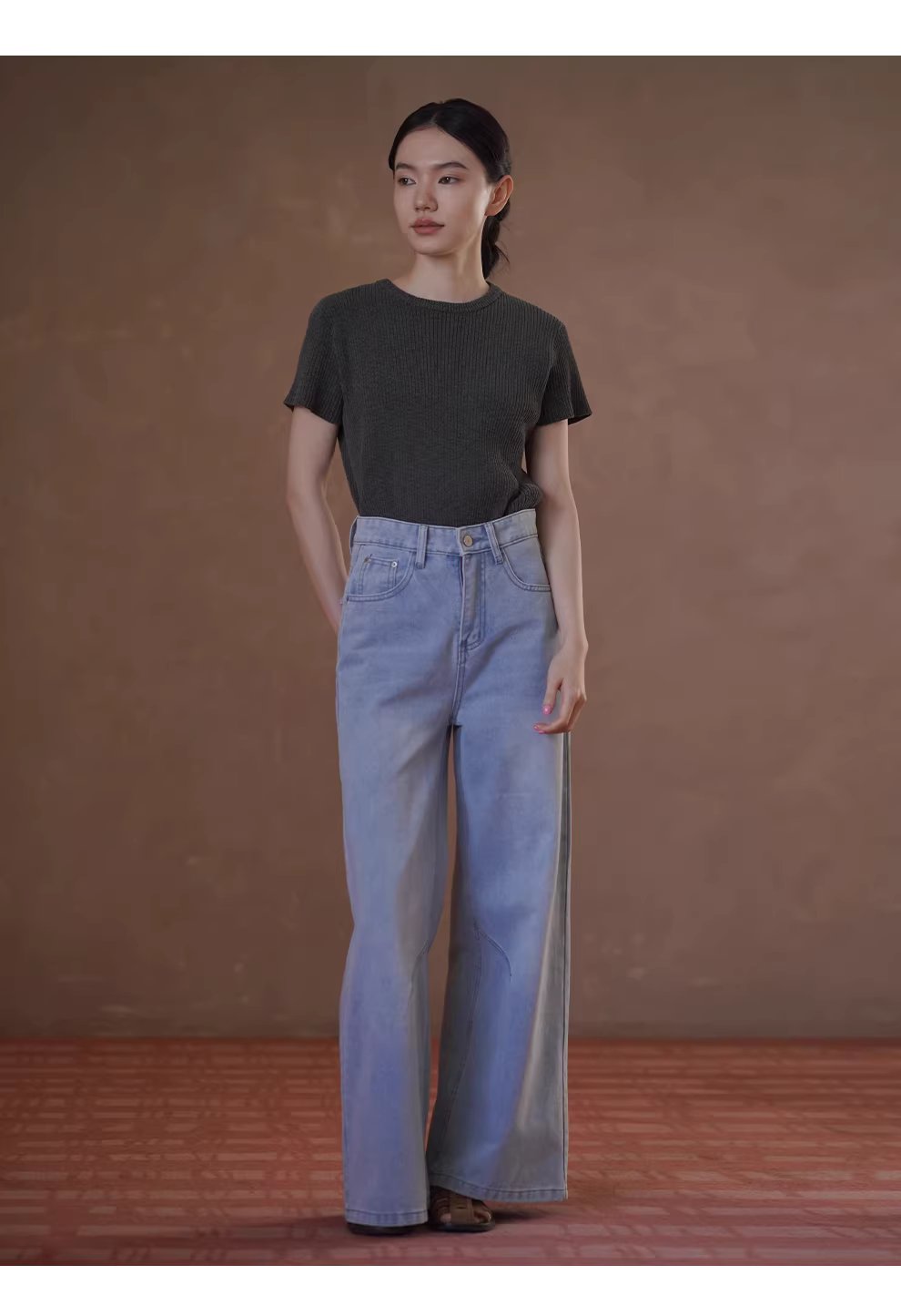 綿軟龍井酥雪尼爾紗線粗坑條肌理感短袖圓領彈力顯瘦T恤,綿軟龍井酥雪尼爾紗線粗坑條肌理感短袖圓領彈力顯瘦T恤,HBFS1036,綿軟龍井酥雪尼爾紗線粗坑條肌理感短袖圓領彈力顯瘦T恤,軟糯親膚,坑條彈性