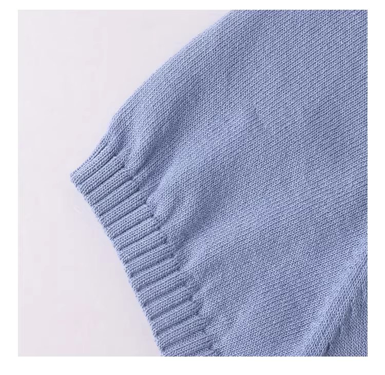 純色小一字領側開叉針織衫女夏新款慵懶顯瘦短袖上衣,純色小一字領側開叉針織衫女夏新款慵懶顯瘦短袖上衣,HBFS1051,純色小一字領側開叉針織衫女夏新款慵懶顯瘦短袖上衣,側邊開衩,薄款針織