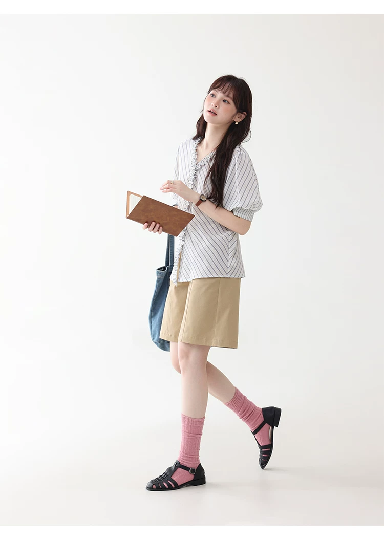 藍條紋v領木耳邊襯衫女夏季新款純棉五分袖上衣,藍條紋v領木耳邊襯衫女夏季新款純棉五分袖上衣,HBFS1098,藍條紋v領木耳邊襯衫女夏季新款純棉五分袖上衣,荷葉邊領,全棉面料