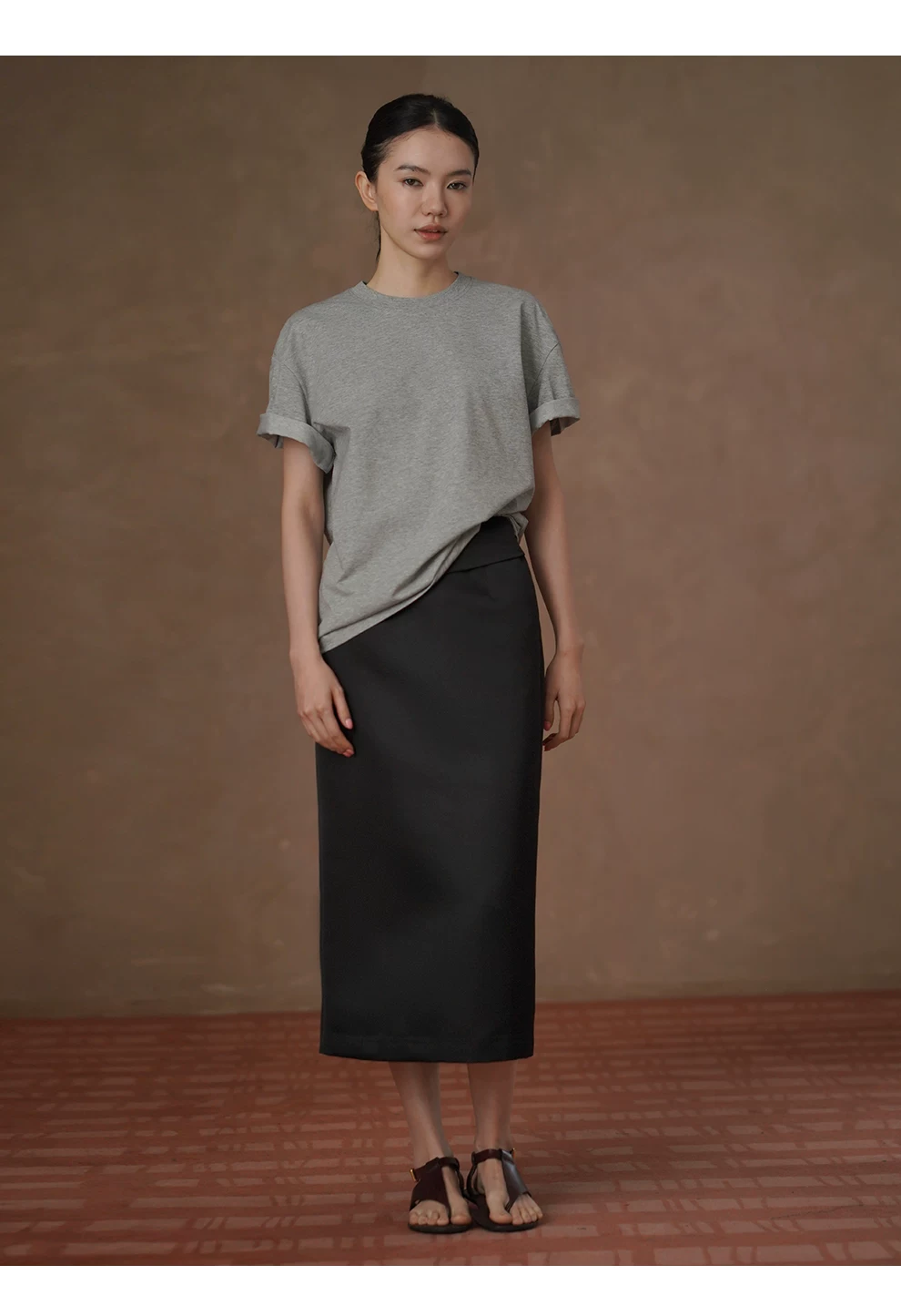 摩登高智優雅半身裙品質緞面寬翻邊高腰顯瘦通勤裙女,摩登高智優雅半身裙品質緞面寬翻邊高腰顯瘦通勤裙女,HBFS2021,摩登高智優雅半身裙品質緞面寬翻邊高腰顯瘦通勤裙女,高腰直筒,翻邊遮肉