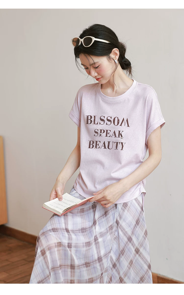 大尺碼夏裝字母印花短袖T恤女2026新款胖mm巨好看粉紫色上衣,大尺碼夏裝字母印花短袖T恤女2026新款胖mm巨好看粉紫色上衣,HBFS1317,大尺碼夏裝字母印花短袖T恤女2026新款胖mm巨好看粉紫色上衣,中大尺碼,腰間抽繩