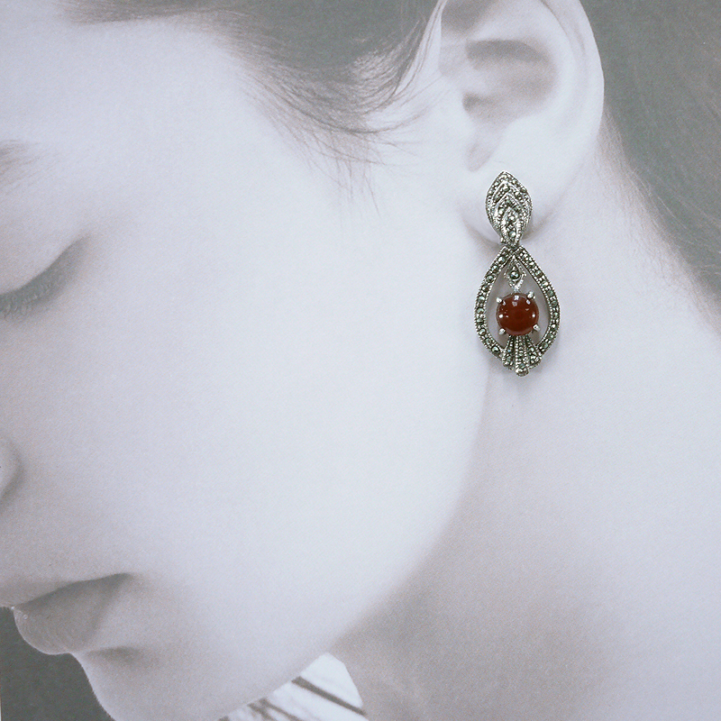 《聖宏》紅瑪瑙馬克賽耳環