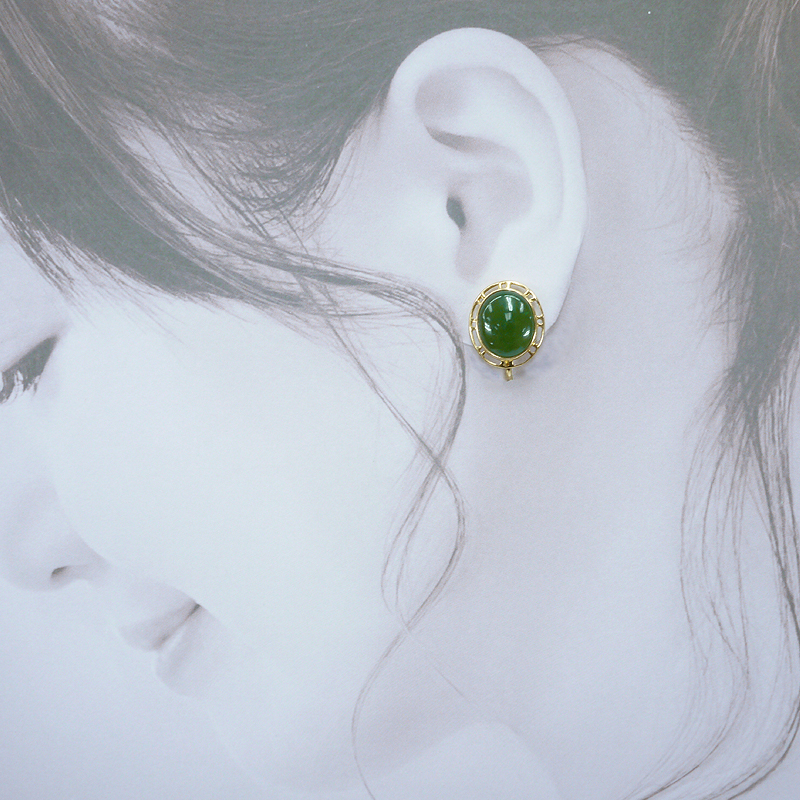 《聖宏》台灣玉10x12mm橢圓形耳夾耳環(A08-3b)