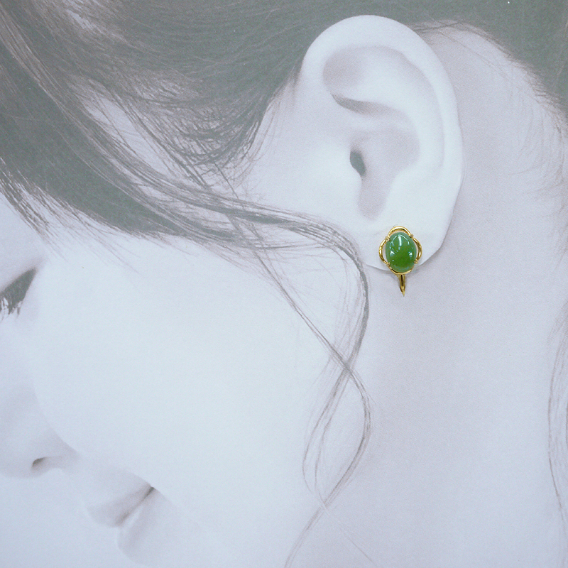 《聖宏》台灣玉7x9mm橢圓形耳夾耳環(A08-7b)