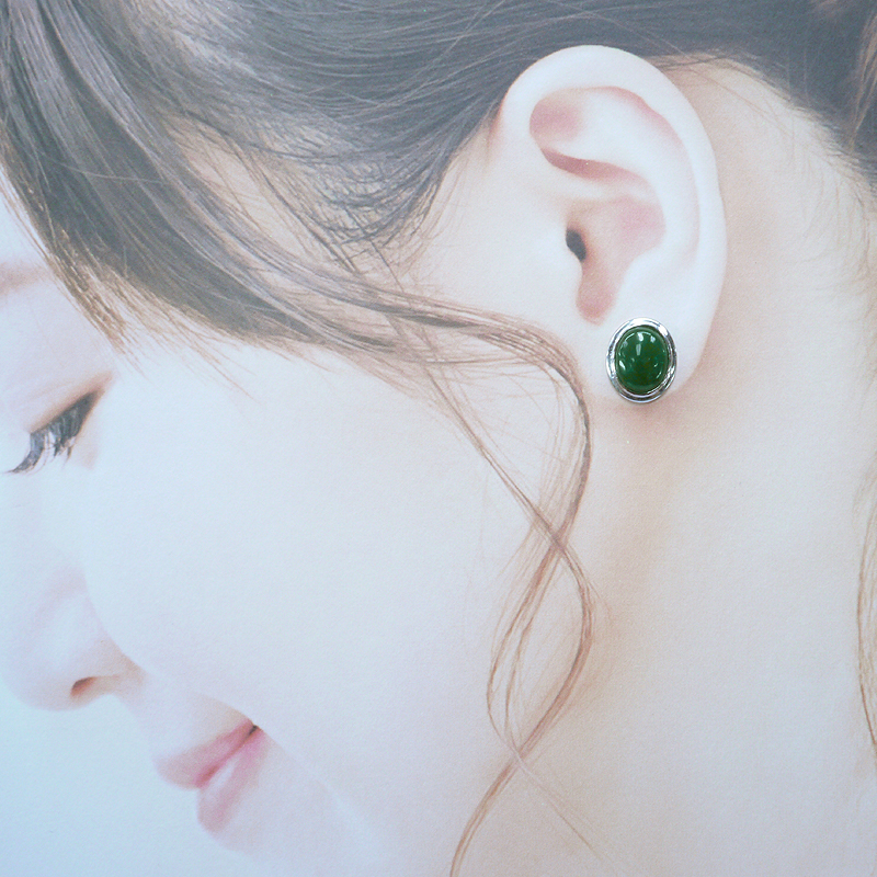 《聖宏》台灣玉8x10mm橢圓形925耳針耳環