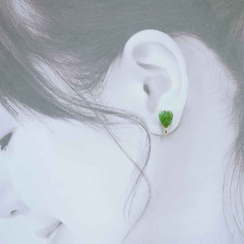 《聖宏》台灣玉8x10mm葉子形耳夾耳環