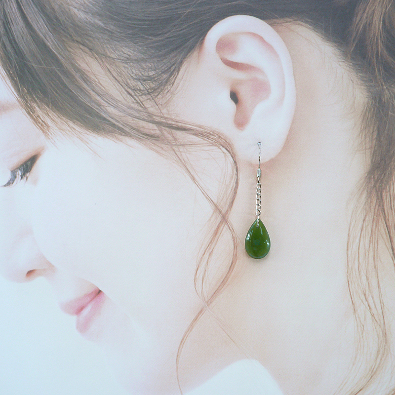 《聖宏》台灣玉10x16mm水滴形垂墬耳針耳環