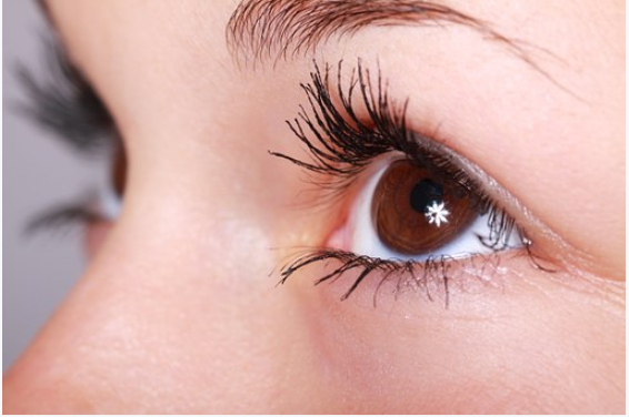 防範紫外線 眼睛必要的防曬措施