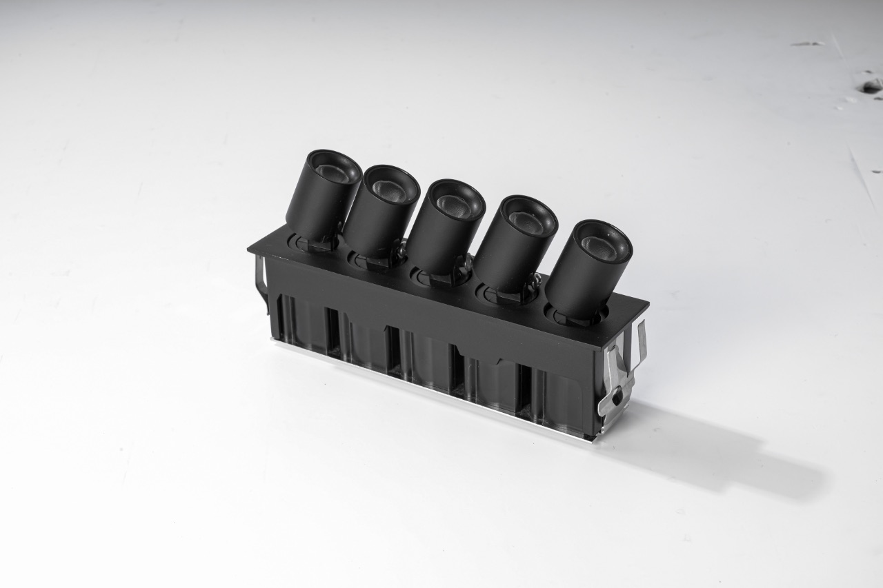 LED 10W迷你五頭拉伸式崁燈/砂黑/砂白