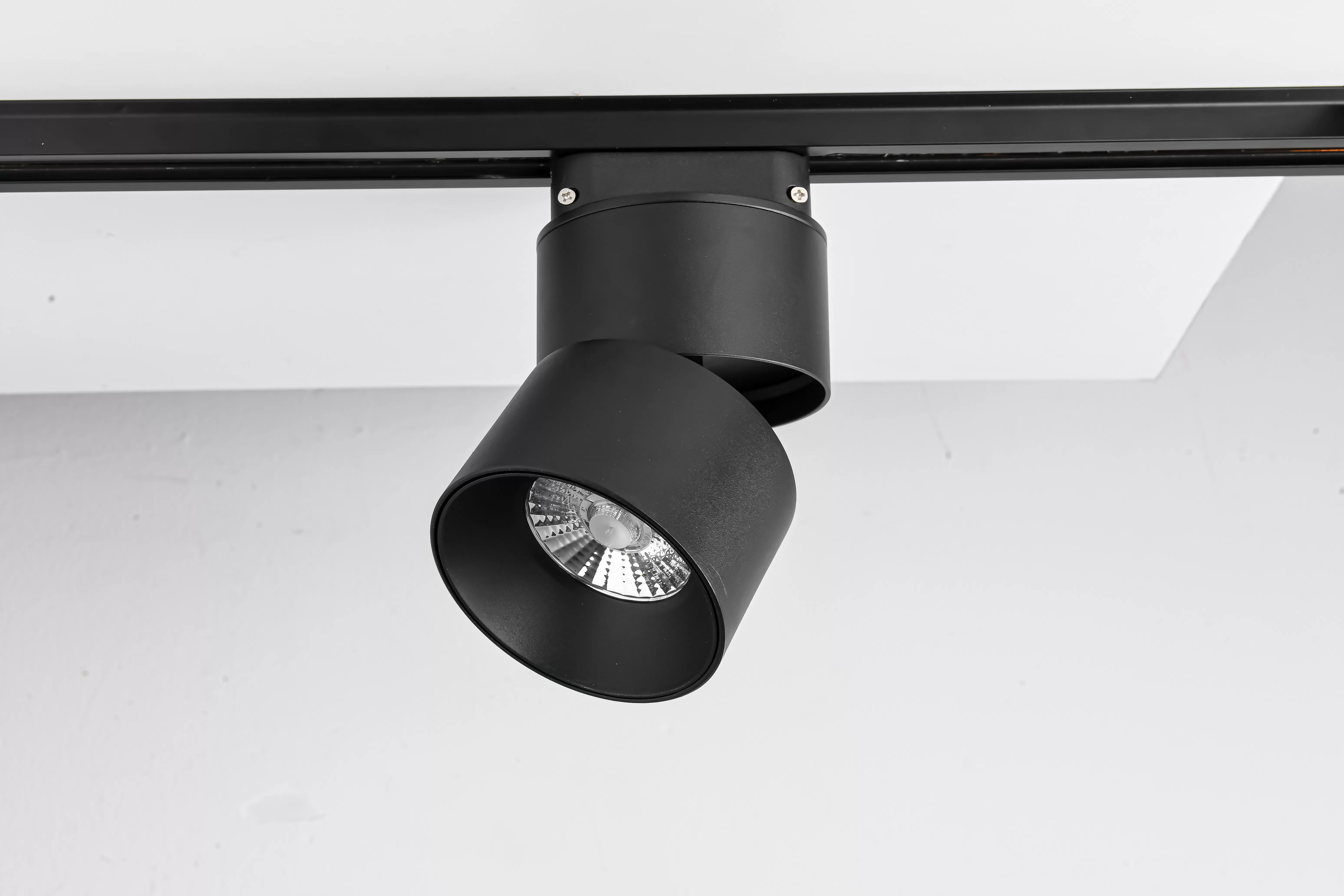 LED12W開合式圓型壓鑄軌道燈