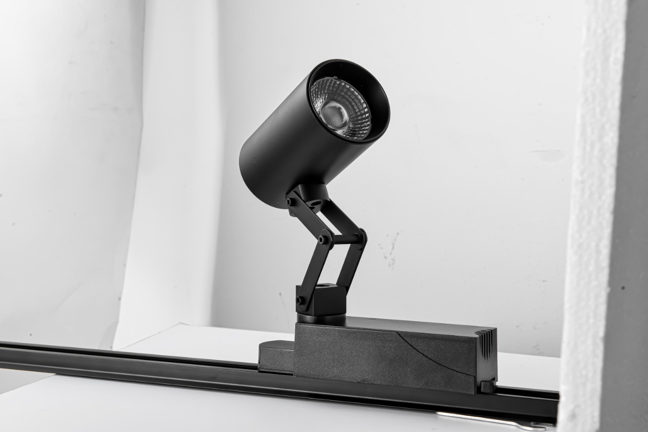 LED 18W摺疊軌道燈