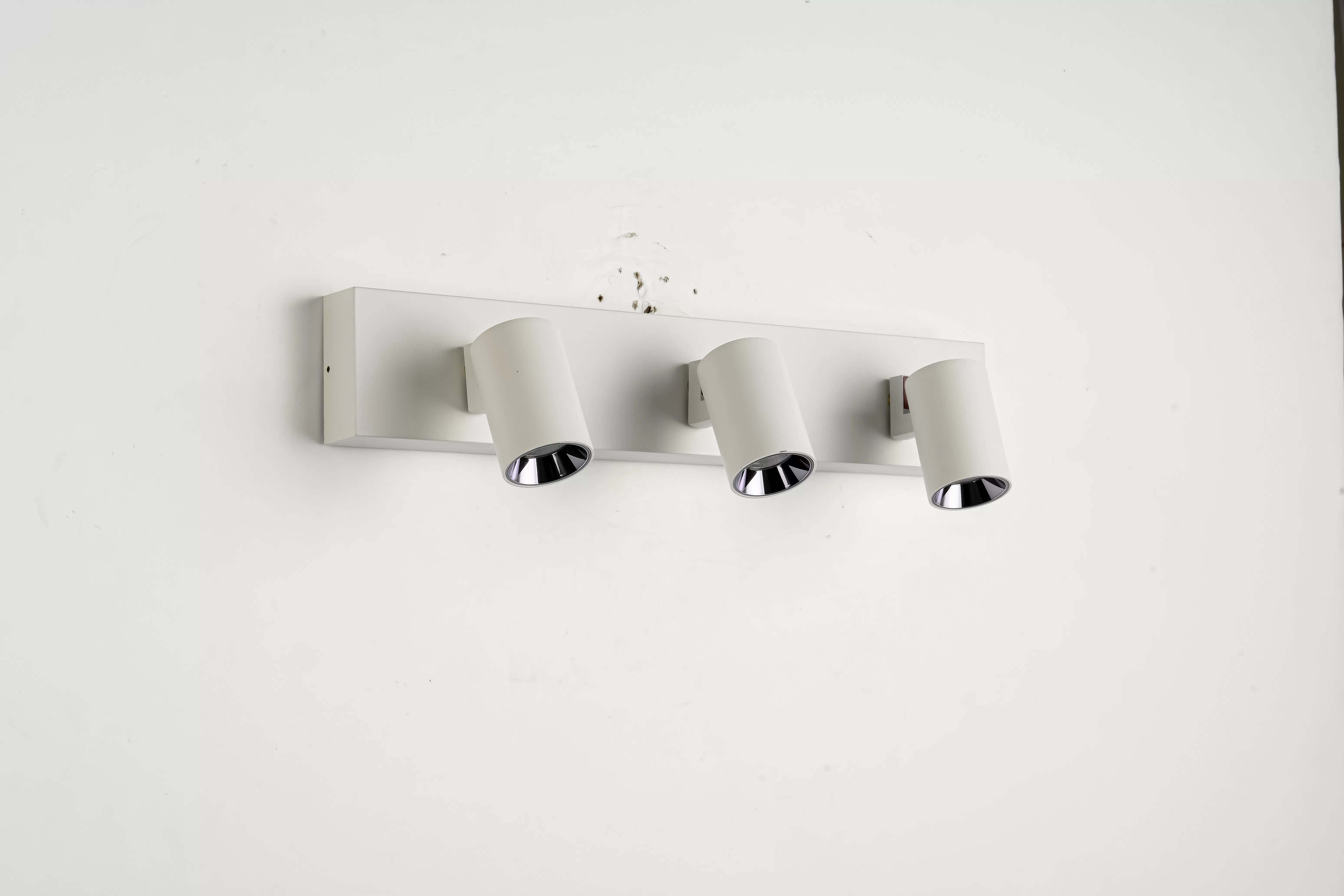 LED24W單頭長筒吸頂燈,JC24326B/W,LED24W單頭長筒吸頂燈,私房精品燈飾/品牌保固2年/全省皆有經銷服務,商品規格,經濟款