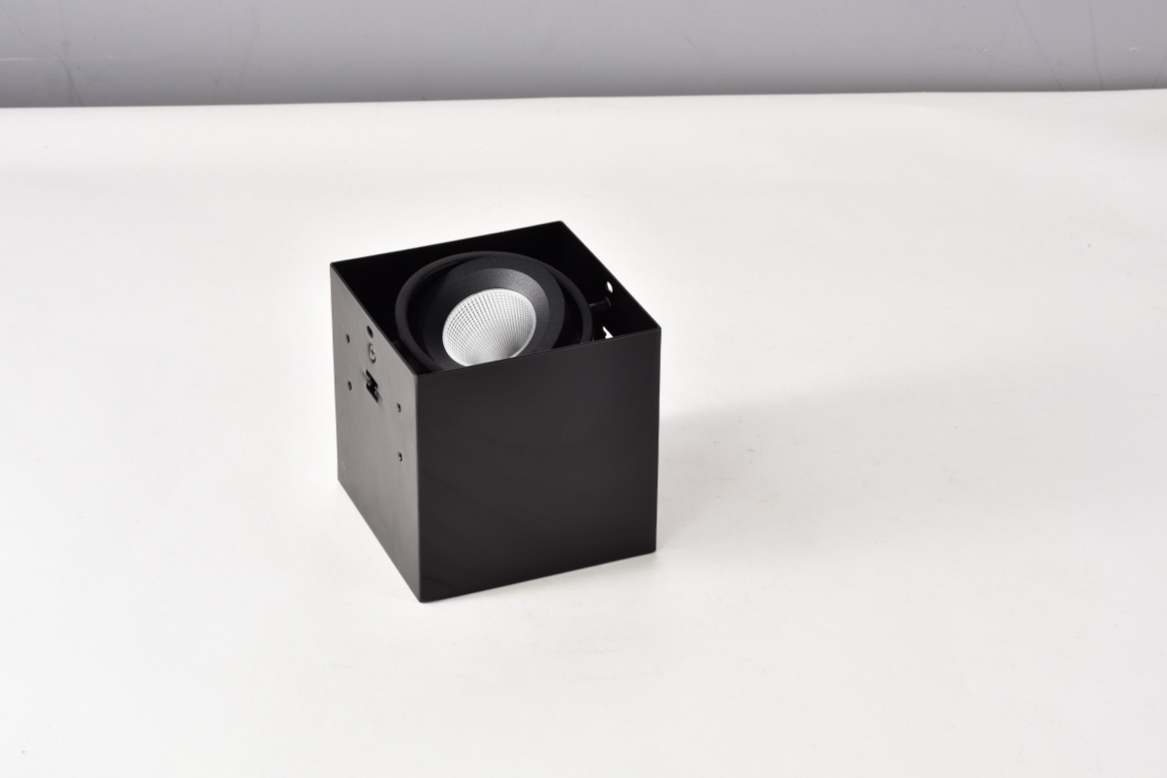 LED 15W AR80 壓鑄模組砂黑1*1無邊盒燈,JH15135B-1,LED15WAR80壓鑄模組砂黑1*1無邊盒燈,私房精品燈飾/品牌保固2年/全省皆有經銷服務,商品規格,無邊框