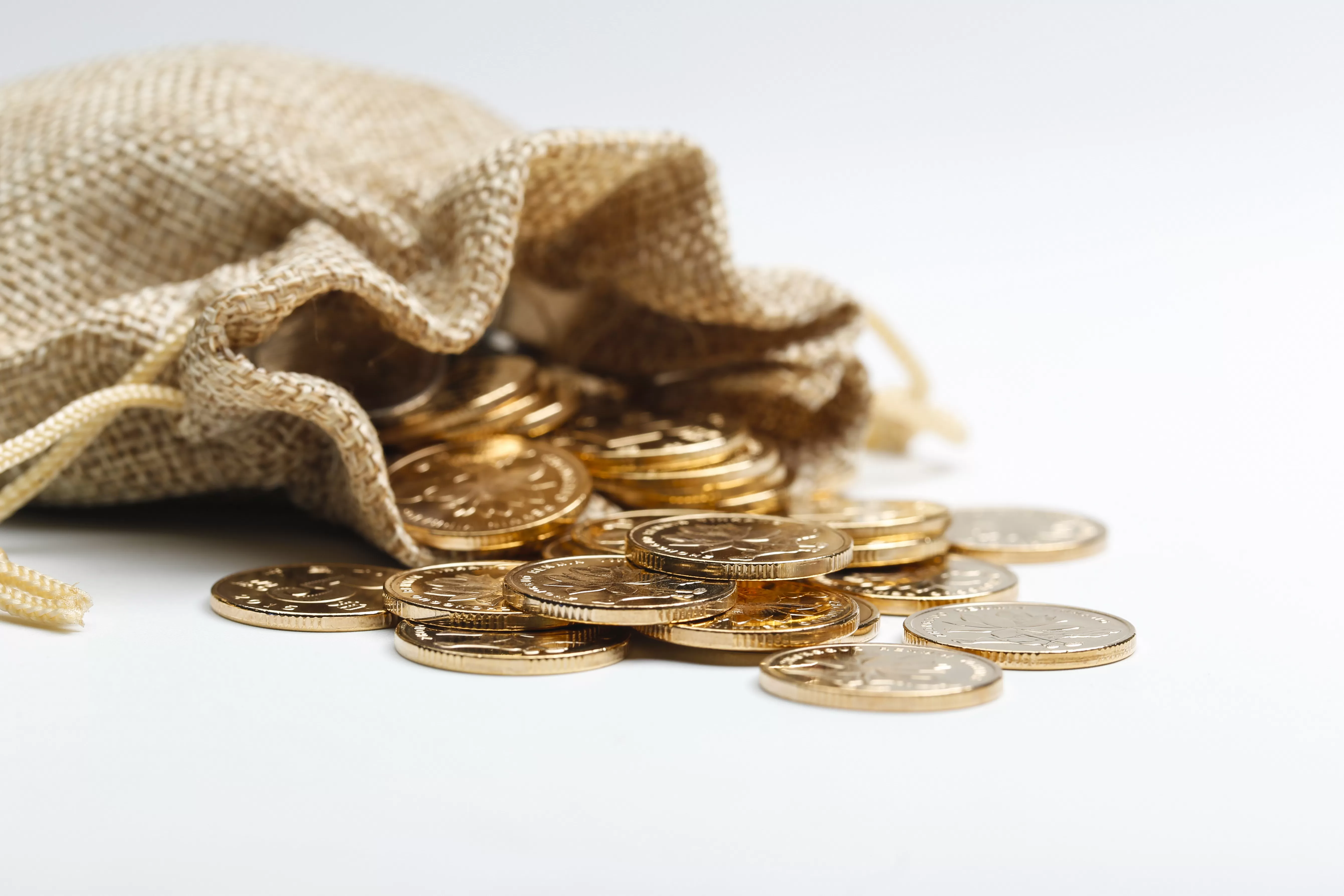 【律師專文】遺產分割與剩餘財產分配請求權：存活配偶如何保障自己的權益？