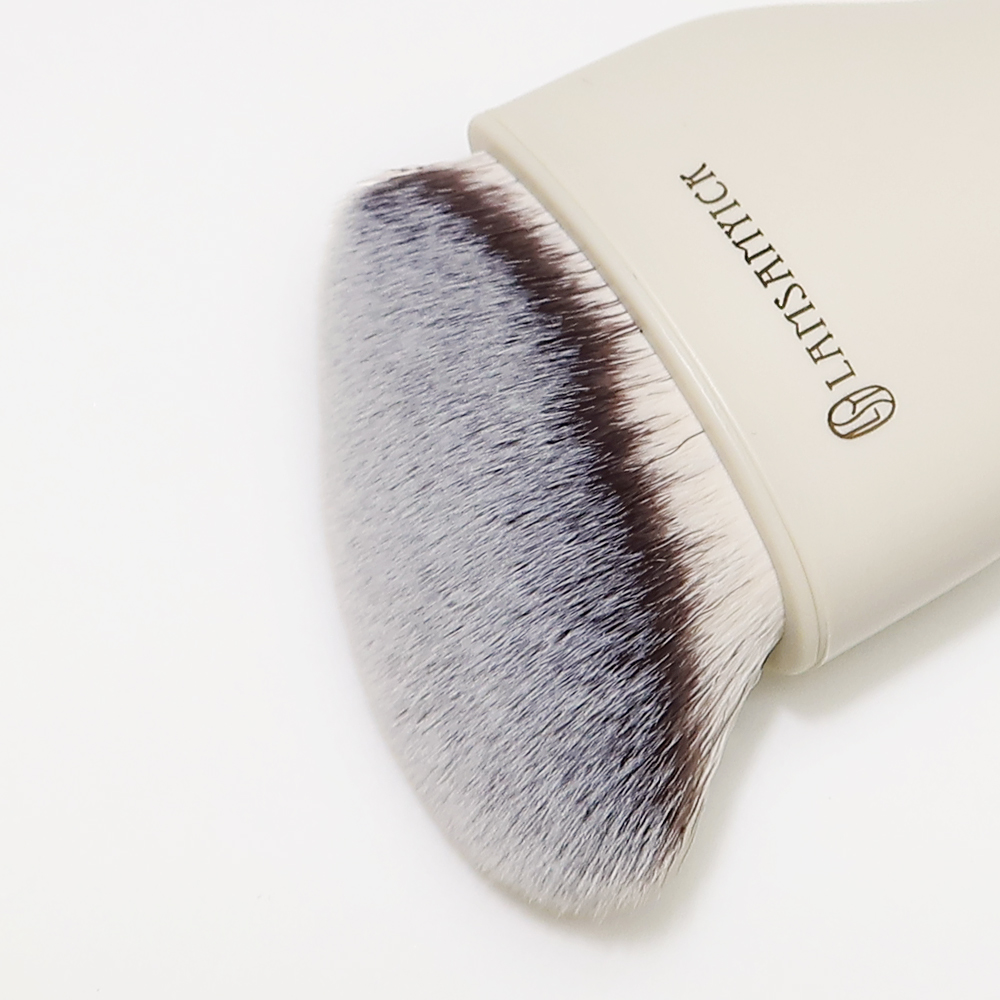 完美底妝1+1,LSY,LAMSAMYICK,林三益粉底刷,林三益刷具組dcard推薦,林三益刷具