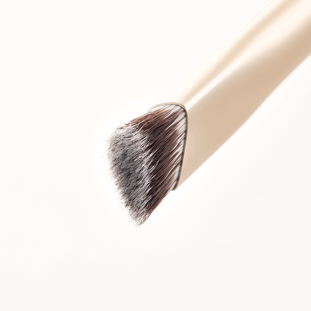 83 小三角眼下澎亮刷 (米),眼周提亮,提亮,眼下澎亮,林三益美妝刷具,林三益刷具