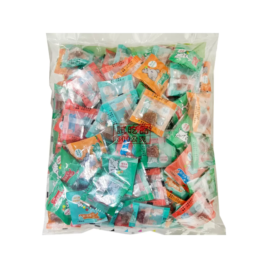 六鵬 水果軟糖 300g,▲效期2026.10.23▲,U61830001,六鵬水果軟糖300g,商品包裝有「試吃品」字樣,生活小物