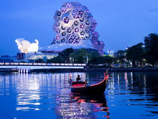 高雄捷絲旅站前館 2大2小 3600起,U53410010,高雄捷絲旅站前館2大2小3600起,123,所有商品,旅遊票券