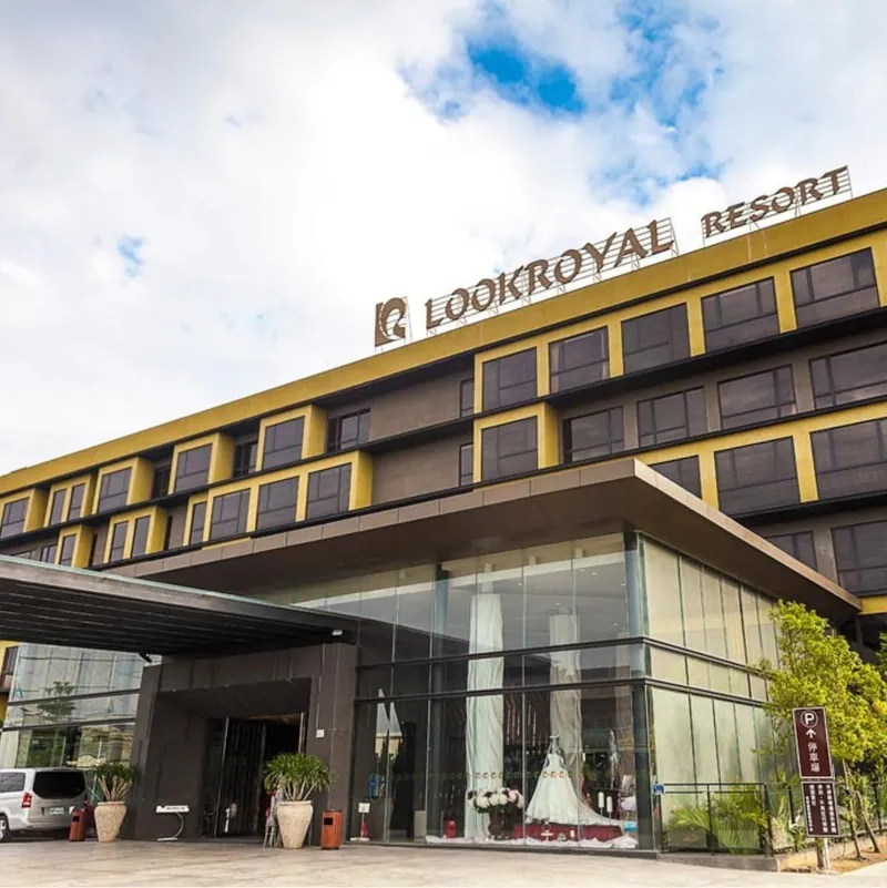 嘉義樂億皇家 4人房,U53340001,嘉義樂億皇家4人房,含早餐,寒暑假平日不加價,免費停車