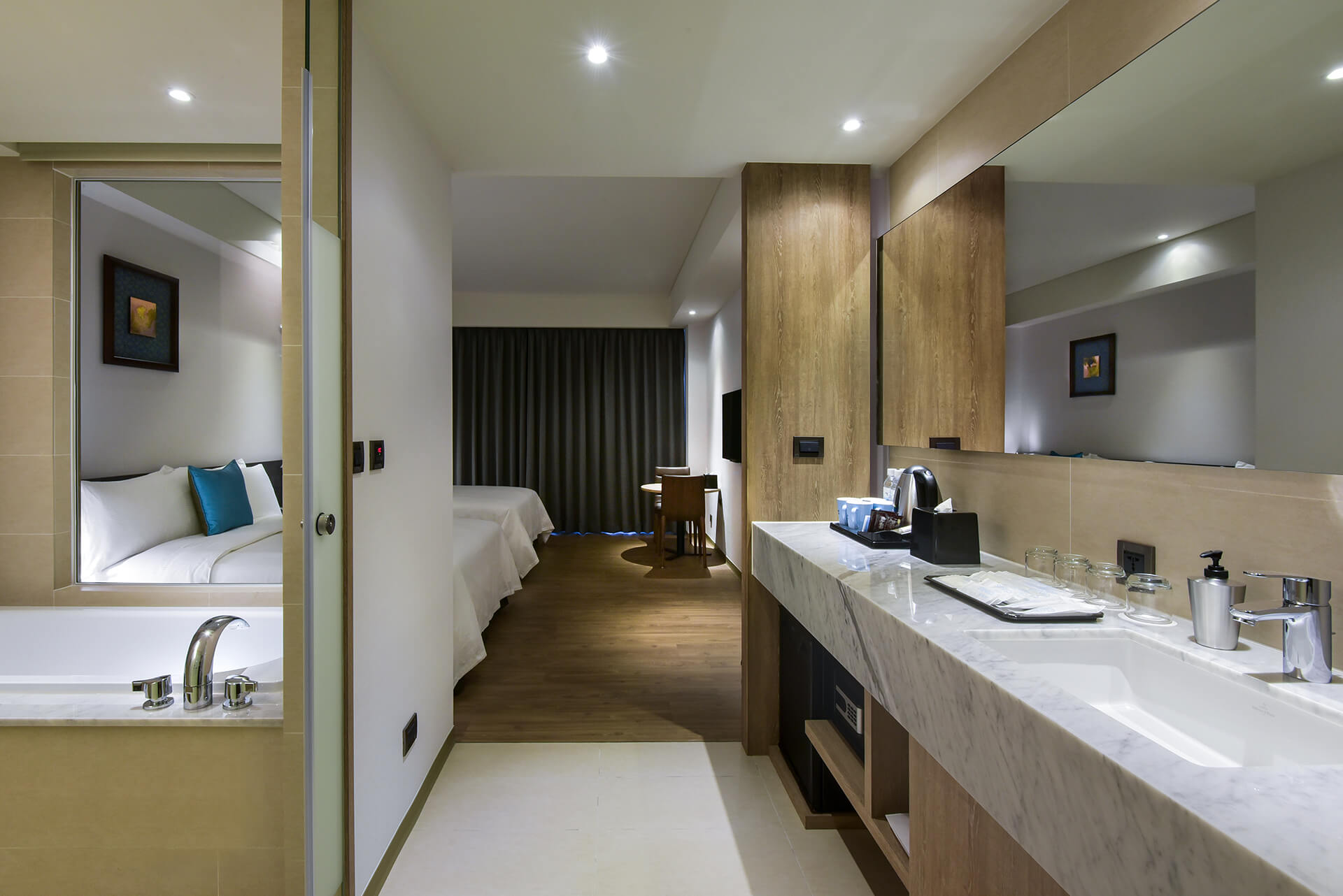 高雄捷絲旅站前館 2大2小 3600起,U53410010,高雄捷絲旅站前館2大2小3600起,123,所有商品,旅遊票券