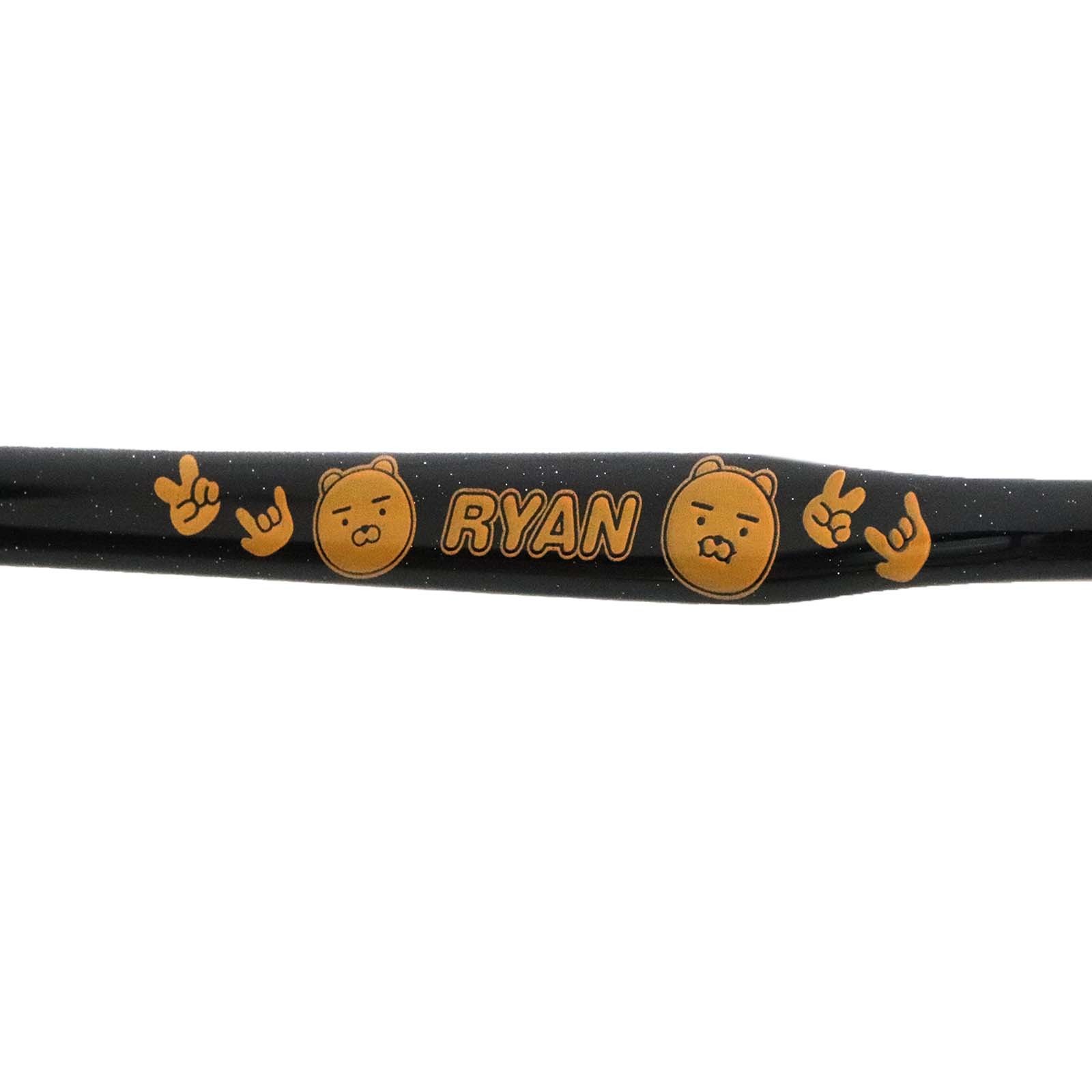 【KAKAO FRIENDS】K261208 - RYAN頭像,1010KFAP--01K261208,【KAKAOFRIENDS】K261208-RYAN頭像,買框送聯名毛絨提袋,KakaoFriends,鏡框