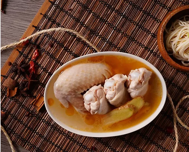 麻油雞腿湯【常溫包】