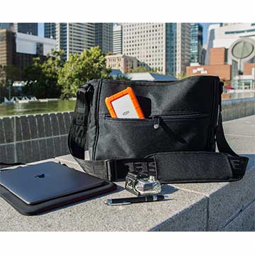 LACIE/4TB/Rugged USB-C/USB 3.1 ( STFR4000800 )行動硬碟,U52380025,LACIE/4TB/RuggedUSB-C/USB3.1(STFR4000800)行動硬碟,原廠保固,大量採購歡迎洽詢,品質保證