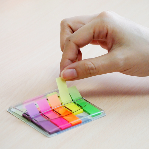 N次貼 抽取式螢光透明標籤(5色) 45x12mm 200張/卡 66002,U50480005,N次貼抽取式螢光透明標籤(5色)45x12mm200張/卡66002,24卡/12內盒/箱,商品特點,辦公用品|文具