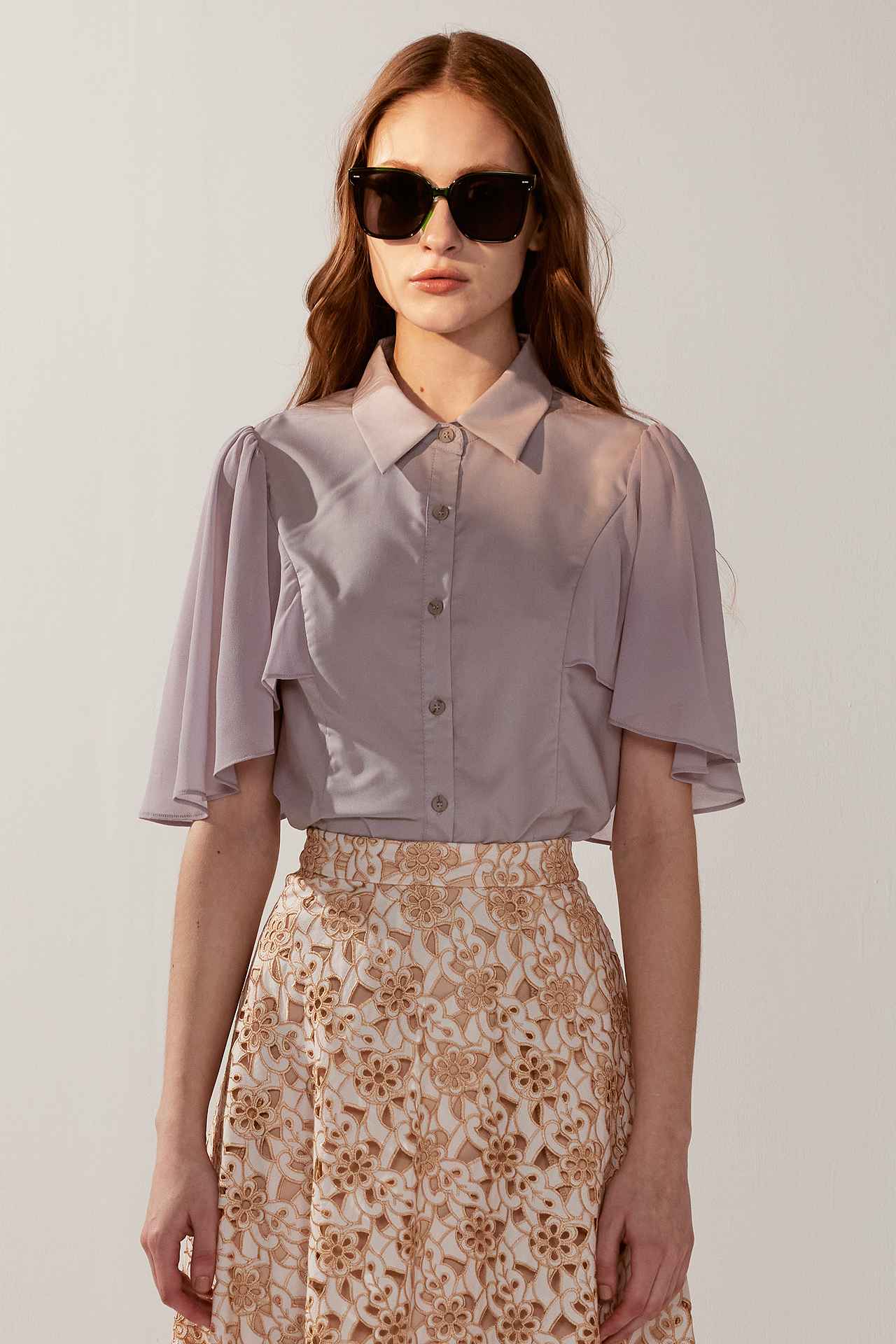 荷葉袖修身短袖襯衫