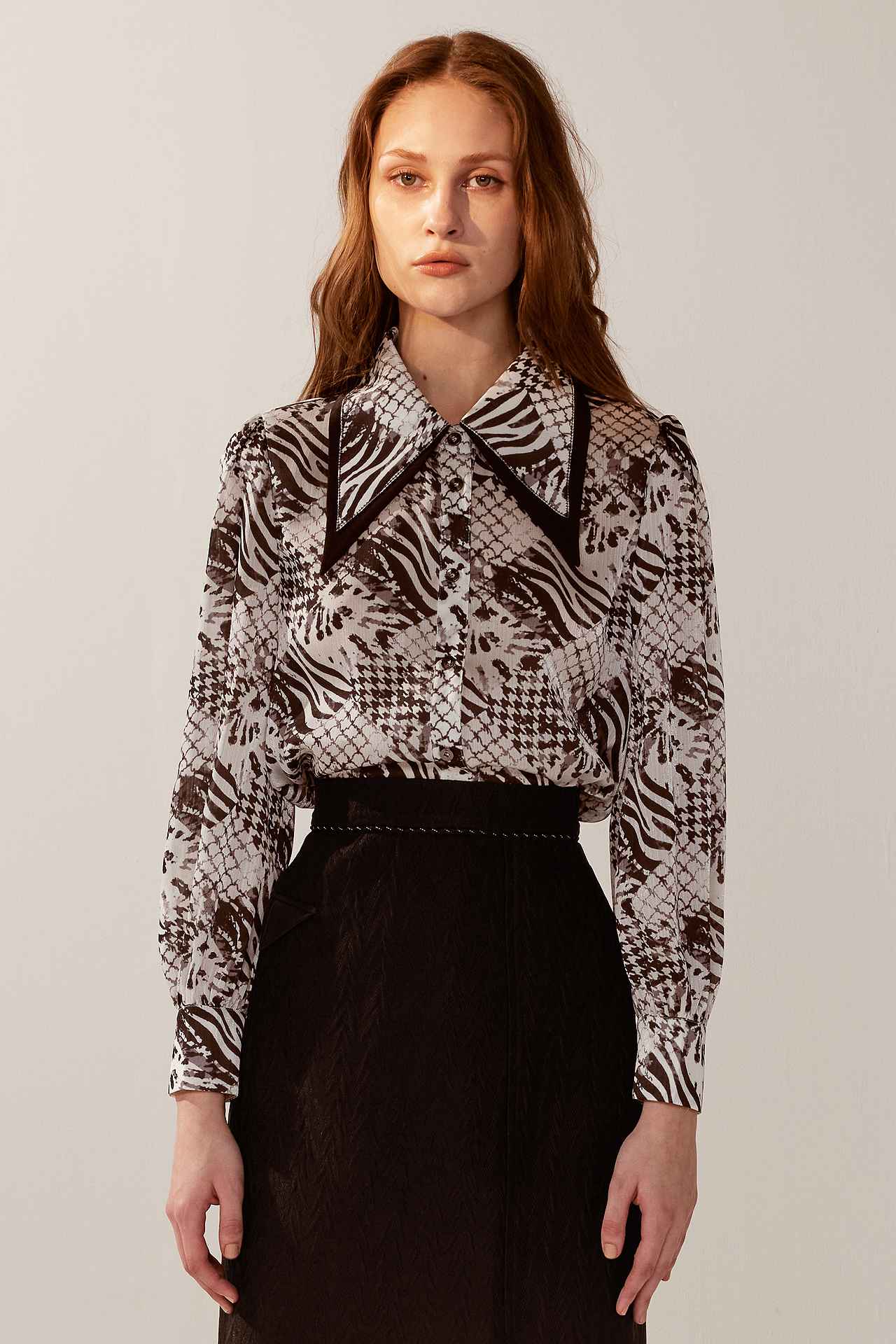 法式黑白印花雙層尖領長袖襯衫