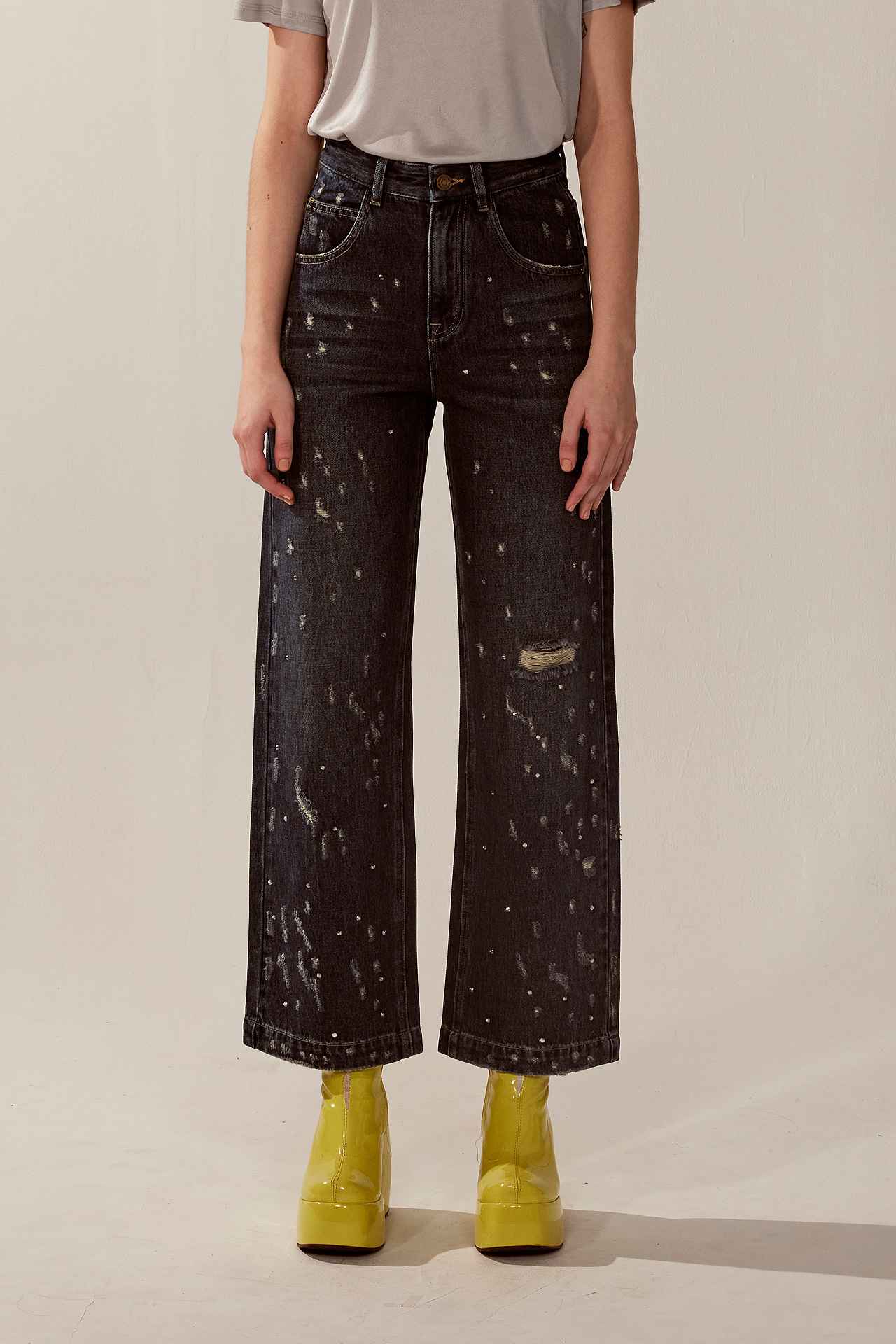 水鑽設計牛仔褲