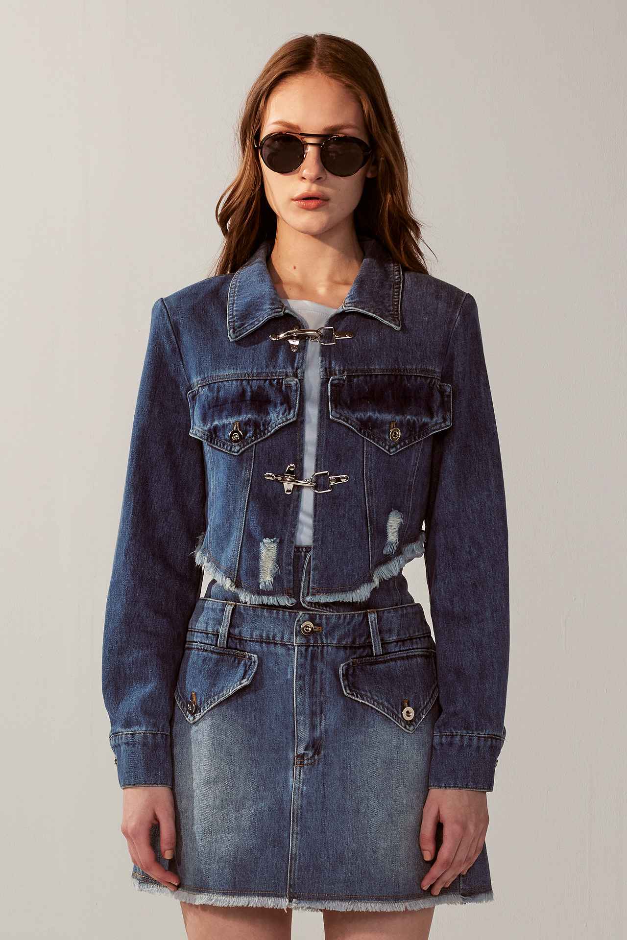 個性毛邊刷破短板牛仔外套