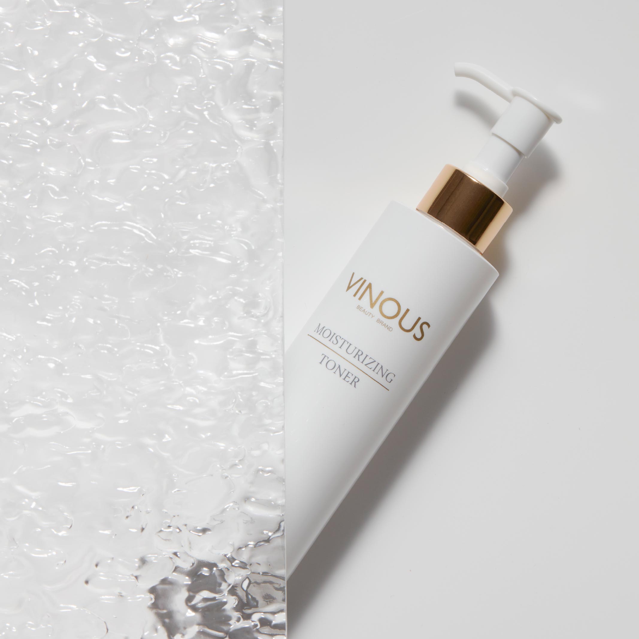 【凱莉姊姊】開團組合1-水光修復組,極致修護組，打造逆齡光,U60840001,【凱莉姊姊】開團組合1-水光修復組,全方位水光修復組：三步驟養出發光無瑕肌,VINOUS產品系列