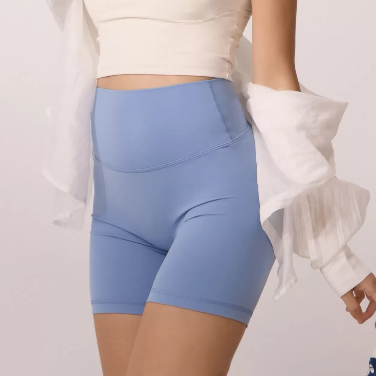 moïd 瑜伽樂So褲-收腹三分褲 - 莫蘭迪藍