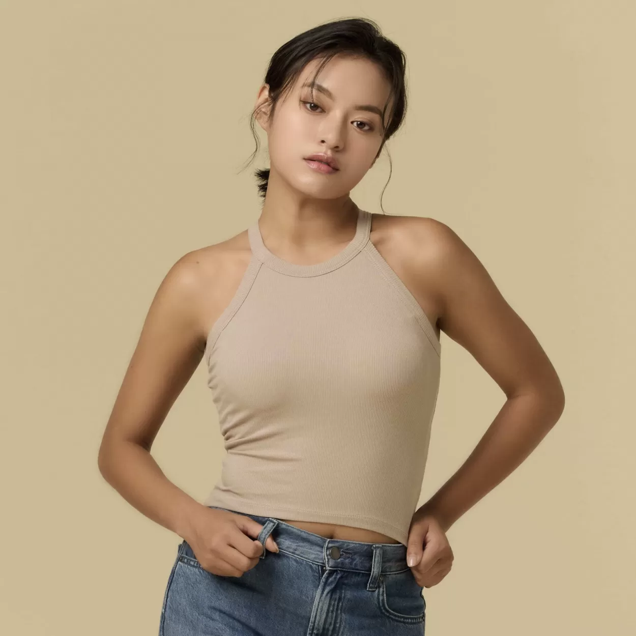 moïd 時髦繞脖一體杯激瘦背心Bratop - 奶茶色