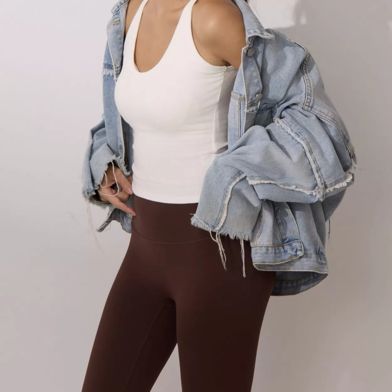 moïd 瑜伽樂So褲-高腰五分褲 - 冰咖啡 ice coffee