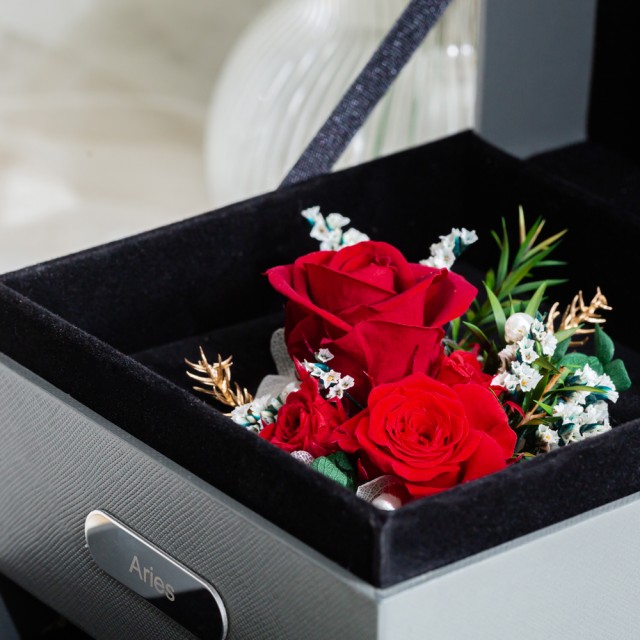 【Flower Plus】  Aries 白羊座 雙層永生花星座禮盒