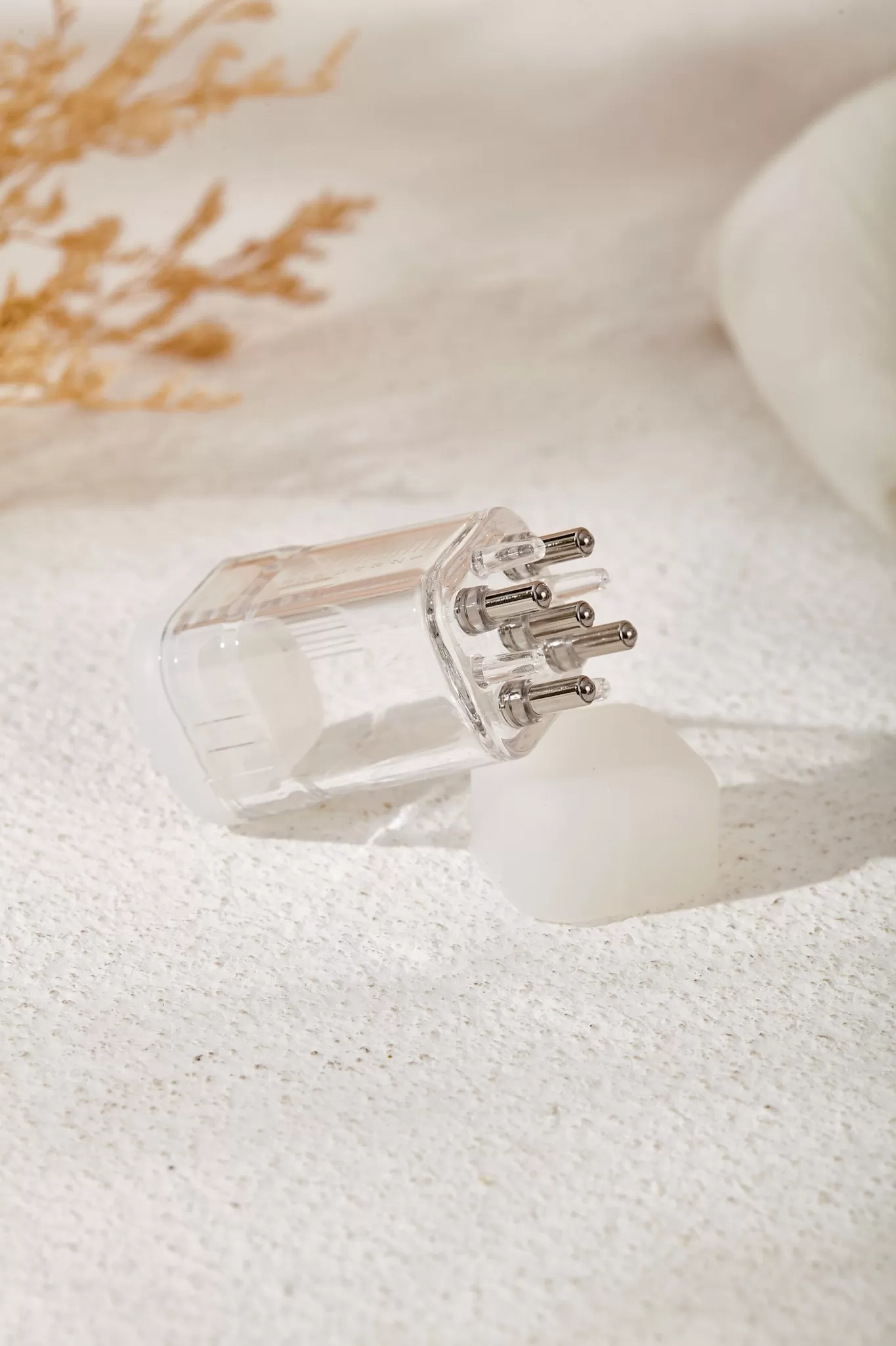 煥泌育髮居家滾珠瓶 10ml,現貨供應中,U53620001,煥泌育髮居家滾珠瓶10ml,建議可搭配煥泌健髮安瓶做使用,所有商品