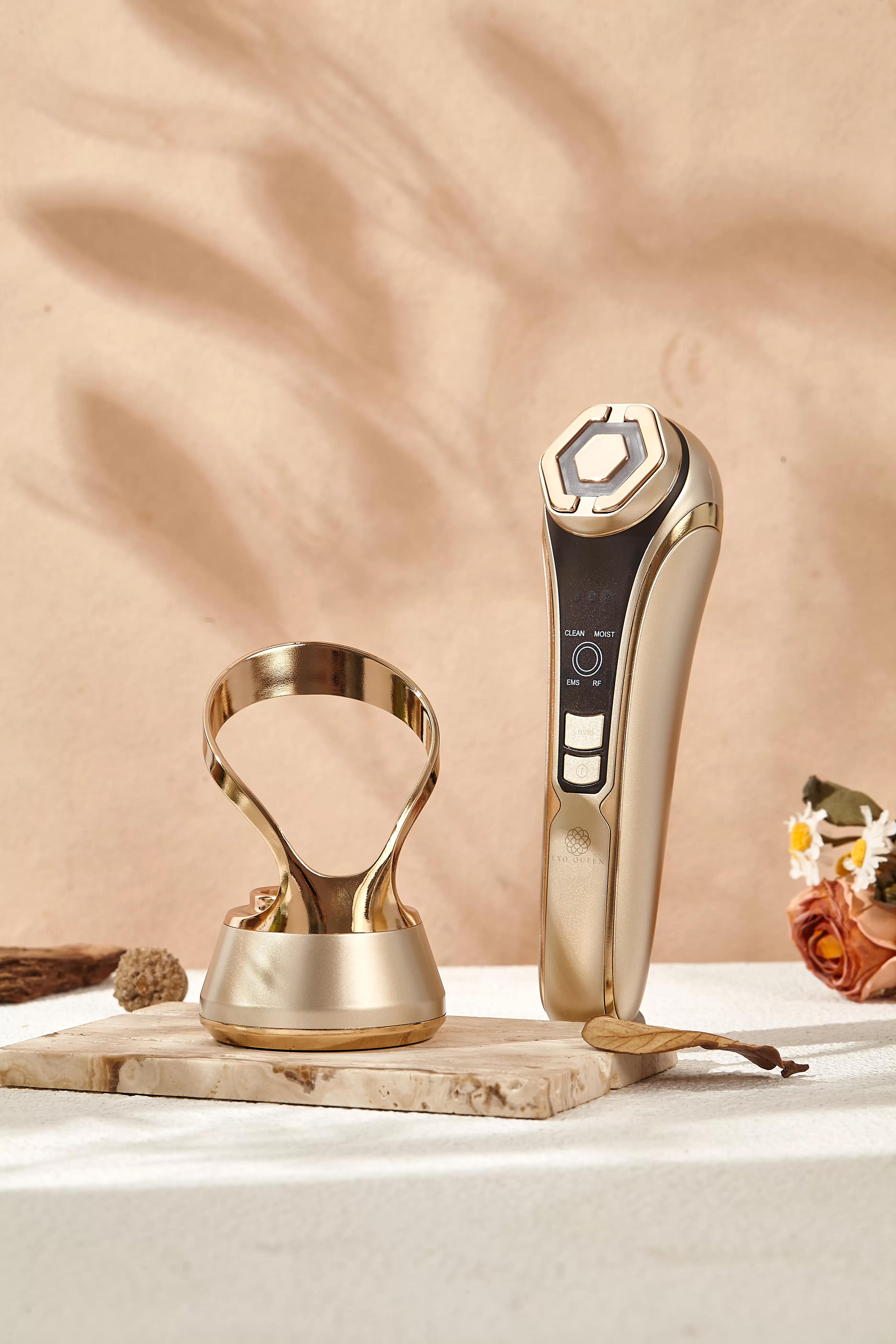 煥泌臉部居家美容儀,預購中，約4月中後開始陸續出貨,U60890001,煥泌臉部居家美容儀,所有商品,U6089000101