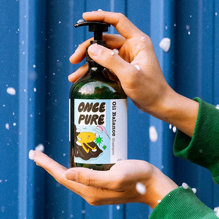 Bubble Trouble 淨透初現控油洗髮精,舒緩頭皮,清涼舒爽,深層清潔,平衡油脂,控油