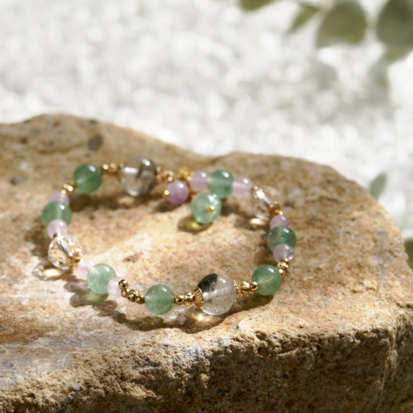 綠草莓晶手鍊｜平衡心能・吸引好運・正向能量加持,水晶手鍊,水晶串珠,水晶,李享家水晶,招財守護